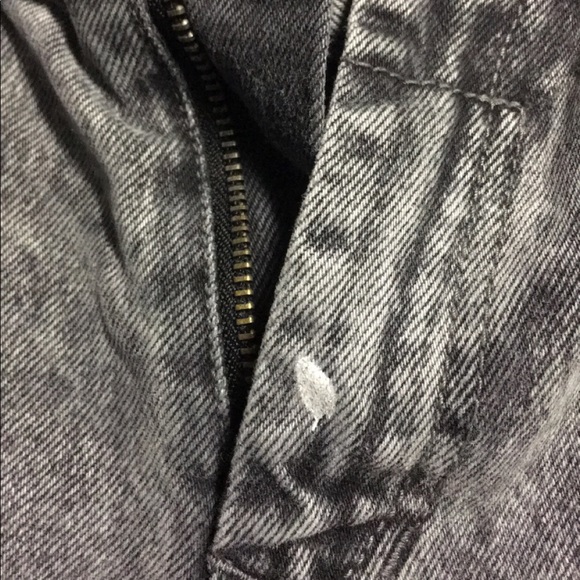 Black jean shorts - Picture 3 of 4